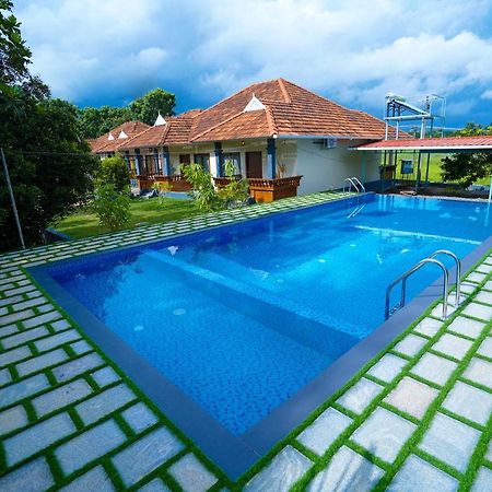 Kottackal Nature Inn Недумбассери Экстерьер фото