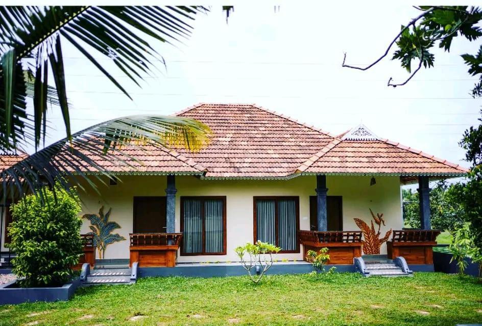 Kottackal Nature Inn Недумбассери Экстерьер фото